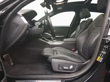 BMW 330e T xDr M Sport Pano Laser St&Go 360  HUD H