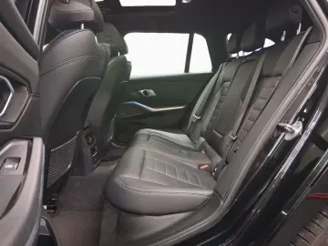 BMW 330e T xDr M Sport Pano Laser St&Go 360  HUD H