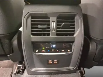 BMW 330e T xDr M Sport Pano Laser St&Go 360  HUD H