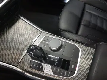 BMW 330e T xDr M Sport Pano Laser St&Go 360  HUD H