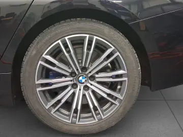 BMW 330e T xDr M Sport Pano Laser St&Go 360  HUD H