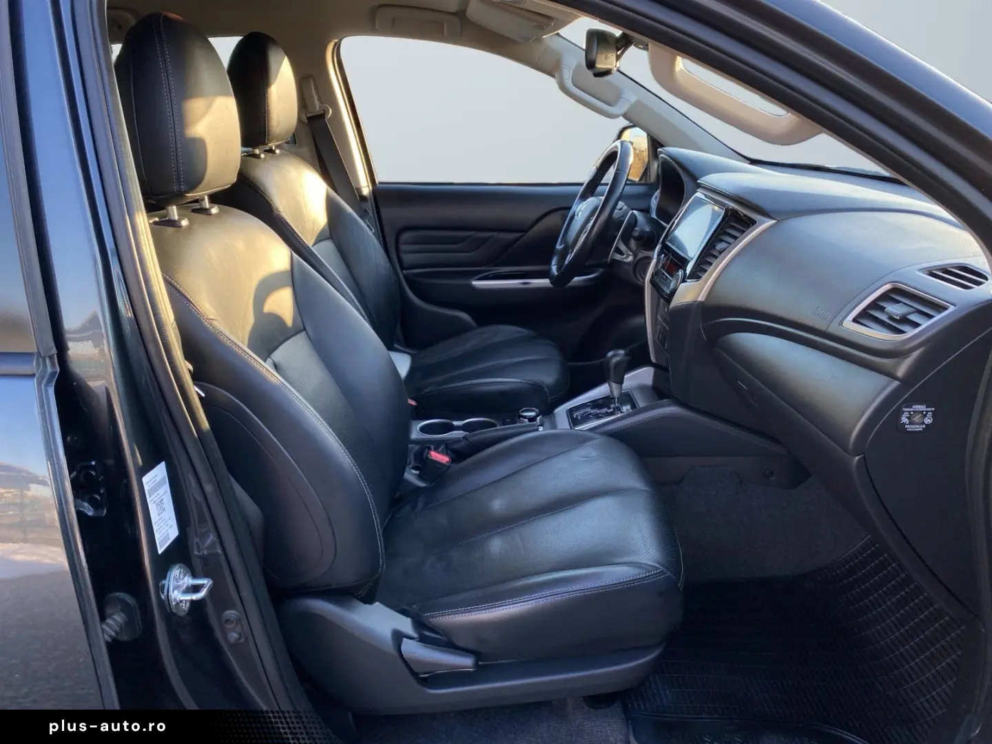 MITSUBISHI L200 Top 2.2 DI-D 4WD Cutie Automata