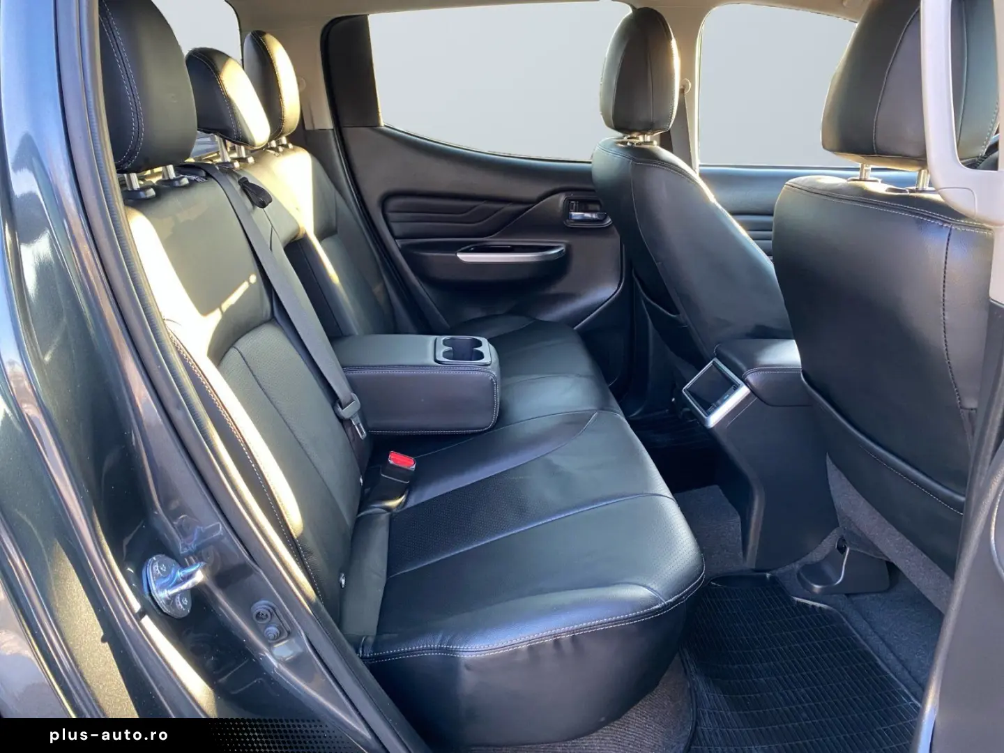 MITSUBISHI L200 Top 2.2 DI-D 4WD Cutie Automata