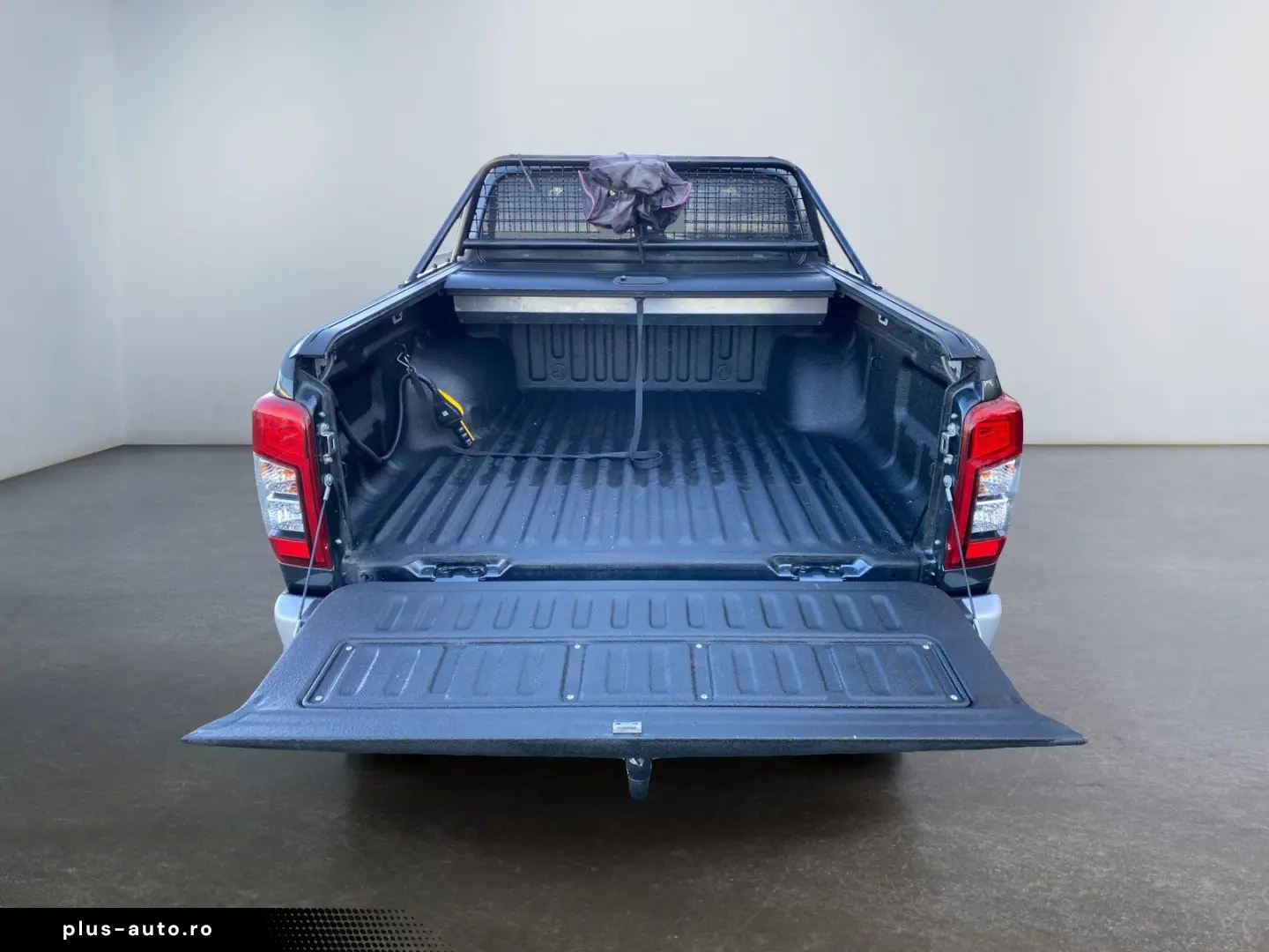 MITSUBISHI L200 Top 2.2 DI-D 4WD Cutie Automata