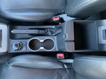 MITSUBISHI L200 Top 2.2 DI-D 4WD Cutie Automata