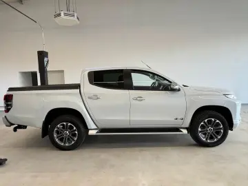 MITSUBISHI L200 Spirit 4WD Cutie Automata