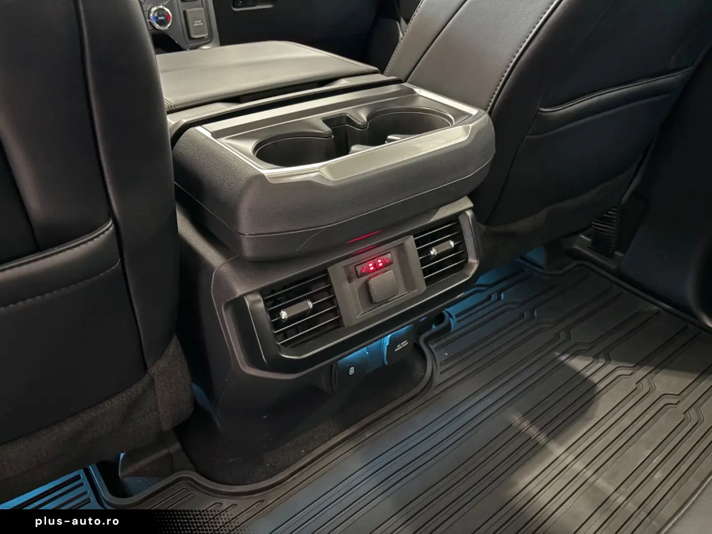 FORD F 150 Raptor LED LEDER PANODACH AHK