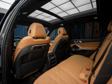 BMW X5 xDrive50e M Sport Inno B&W Pano HUD 360 TOW