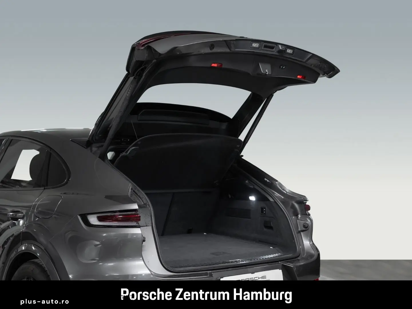 PORSCHE Cayenne E-Hybrid Coupe BOSE PASM InnoDrive Head-