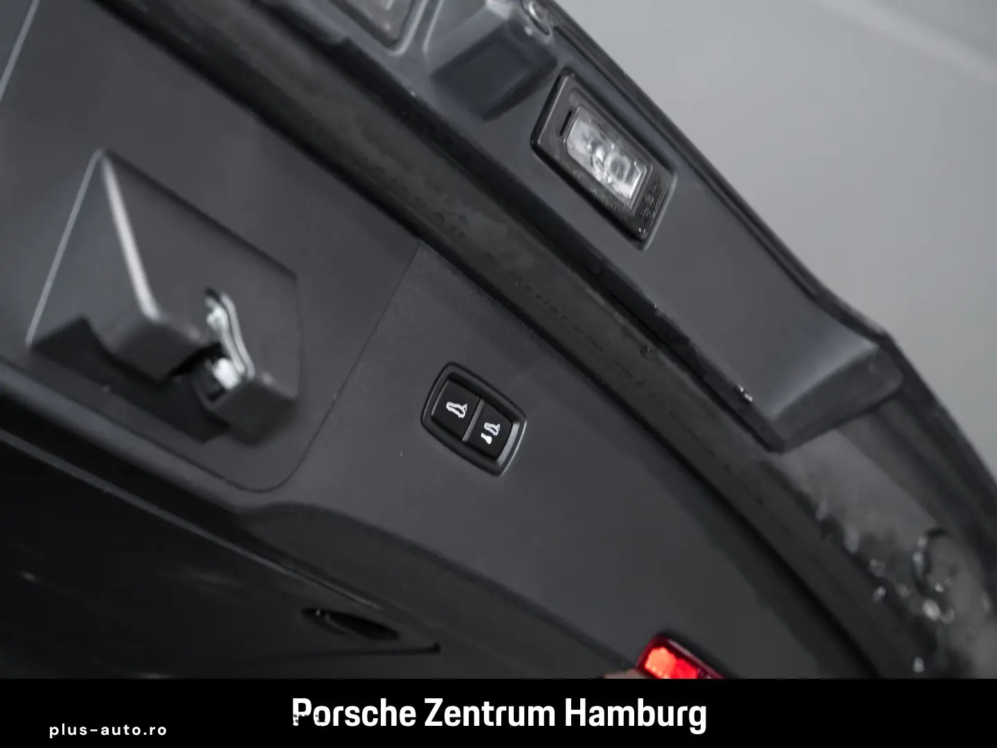 PORSCHE Cayenne E-Hybrid Coupe BOSE PASM InnoDrive Head-