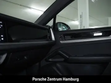 PORSCHE Cayenne E-Hybrid Coupe BOSE PASM InnoDrive Head-