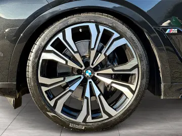 BMW X7 M60i xDrive Sportpaket Gestiksteuerung DAB