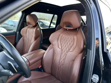 BMW X7 M60i xDrive Sportpaket Gestiksteuerung DAB