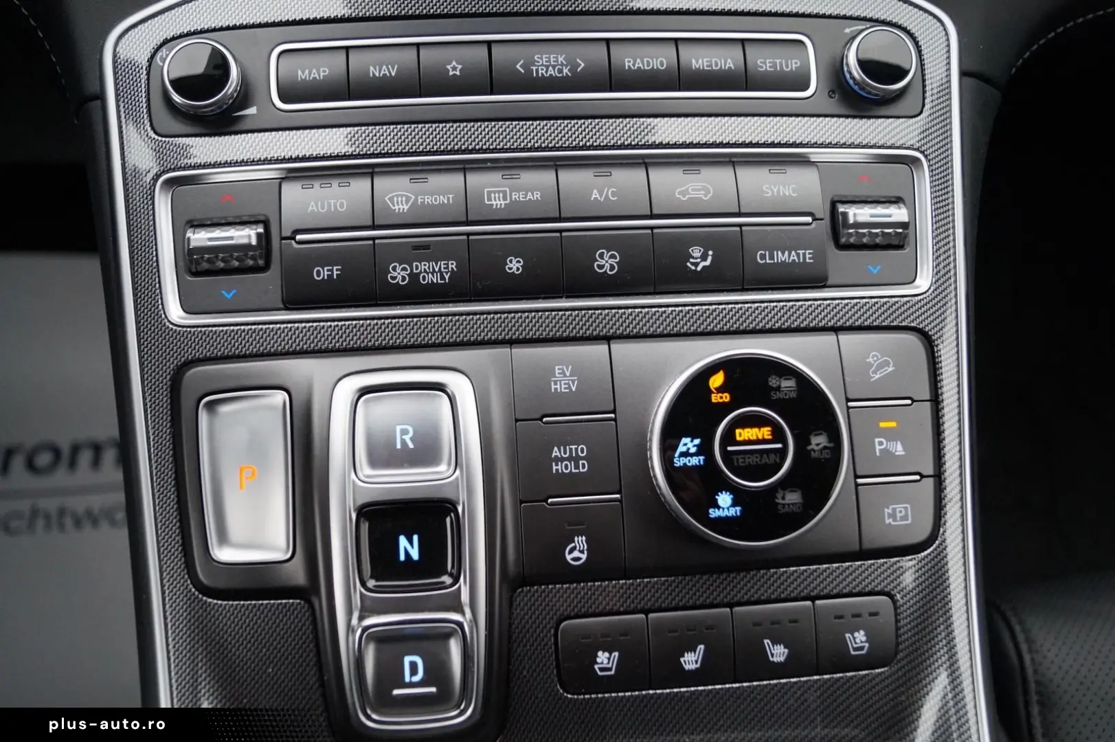 HYUNDAI SANTA FE 1.6 TGDi PHEV 4WD SIGNATURE NAVI HUD AC