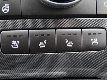 HYUNDAI SANTA FE 1.6 TGDi PHEV 4WD SIGNATURE NAVI HUD AC