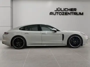 PORSCHE Panamera (Kreide Sport-Design Soft Close)