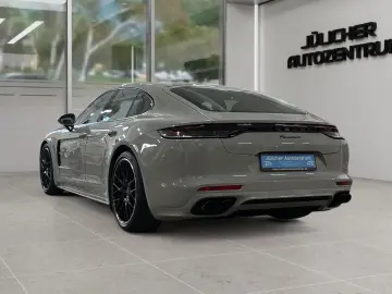 PORSCHE Panamera (Kreide Sport-Design Soft Close)