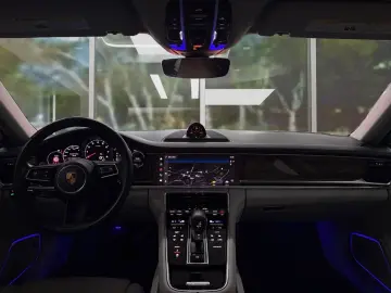 PORSCHE Panamera (Kreide Sport-Design Soft Close)