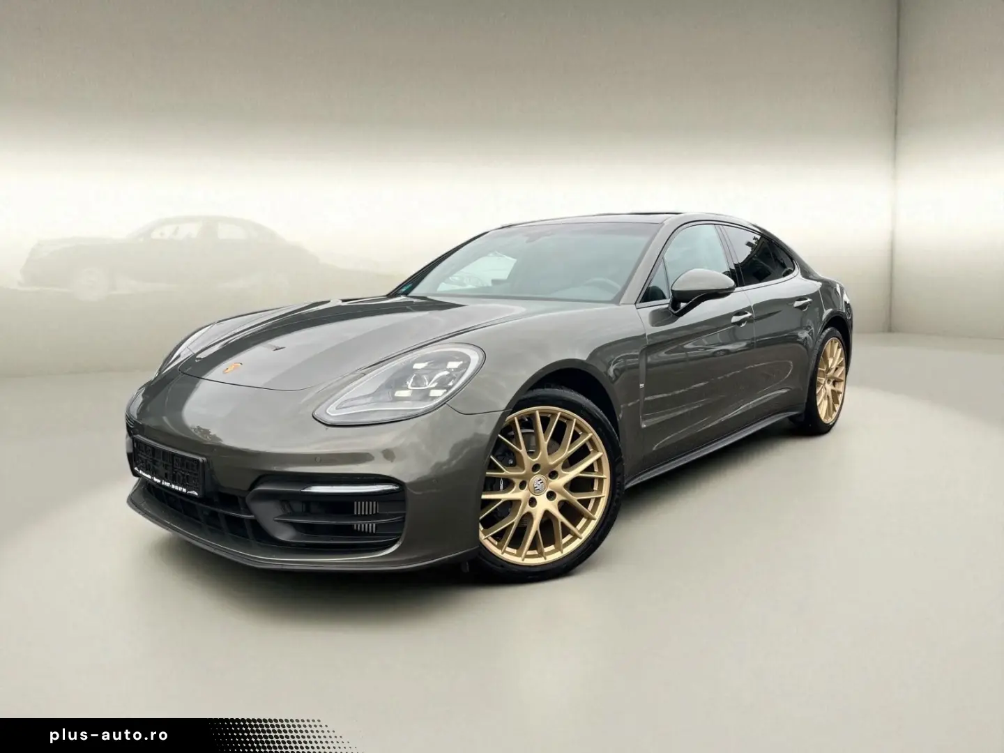 PORSCHE Panamera 4 Platinum Edition PANO LUFT STH LED