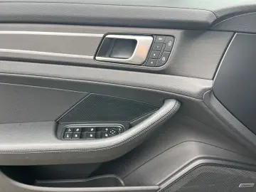 PORSCHE Panamera 4 Platinum Edition PANO LUFT STH LED