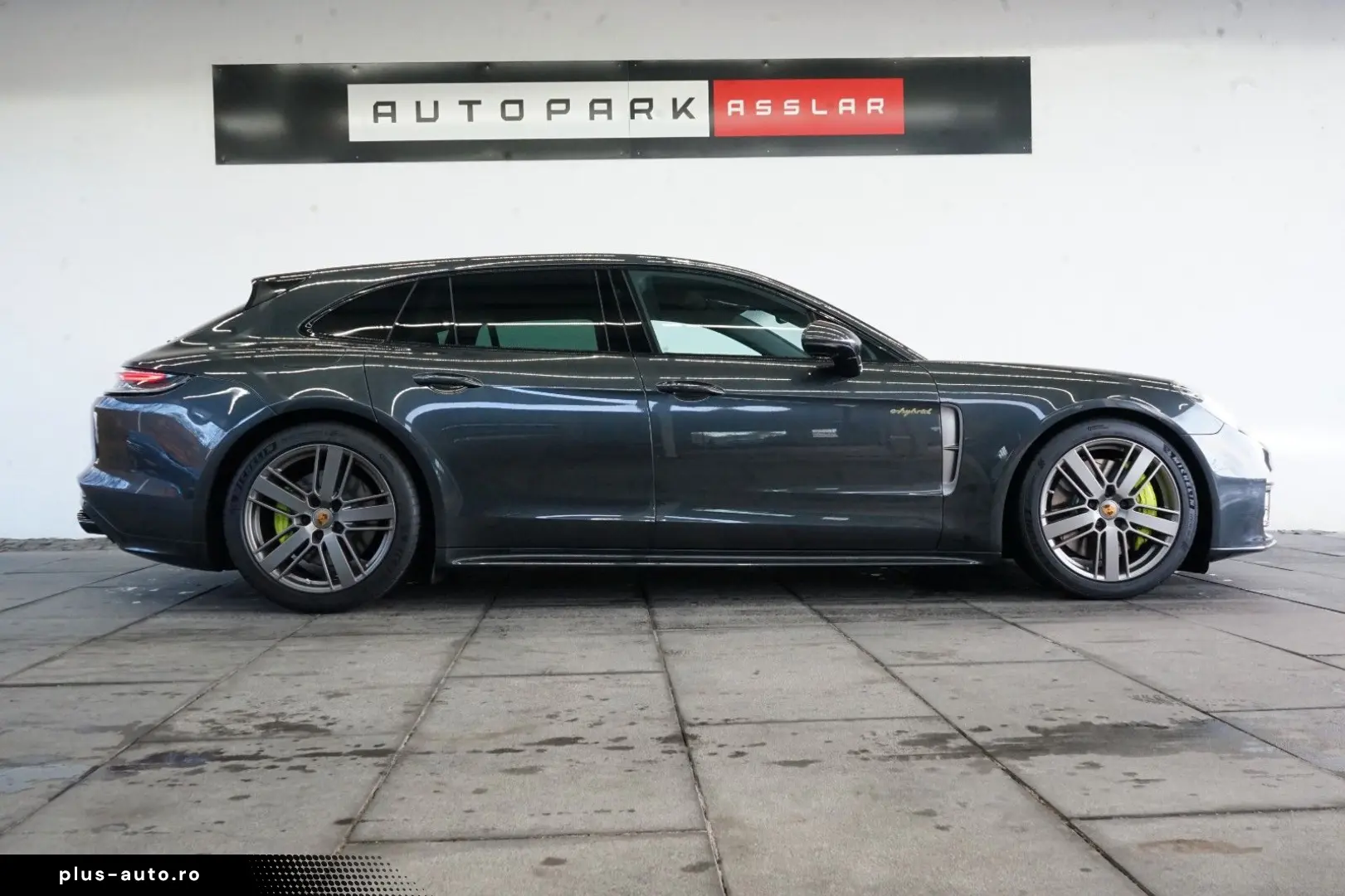 PORSCHE Panamera Sport Turismo 4 E-Hybrid Platinum Sport