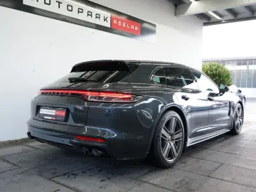 PORSCHE Panamera Sport Turismo 4 E-Hybrid Platinum Sport