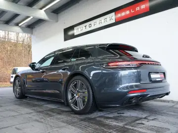 PORSCHE Panamera Sport Turismo 4 E-Hybrid Platinum Sport
