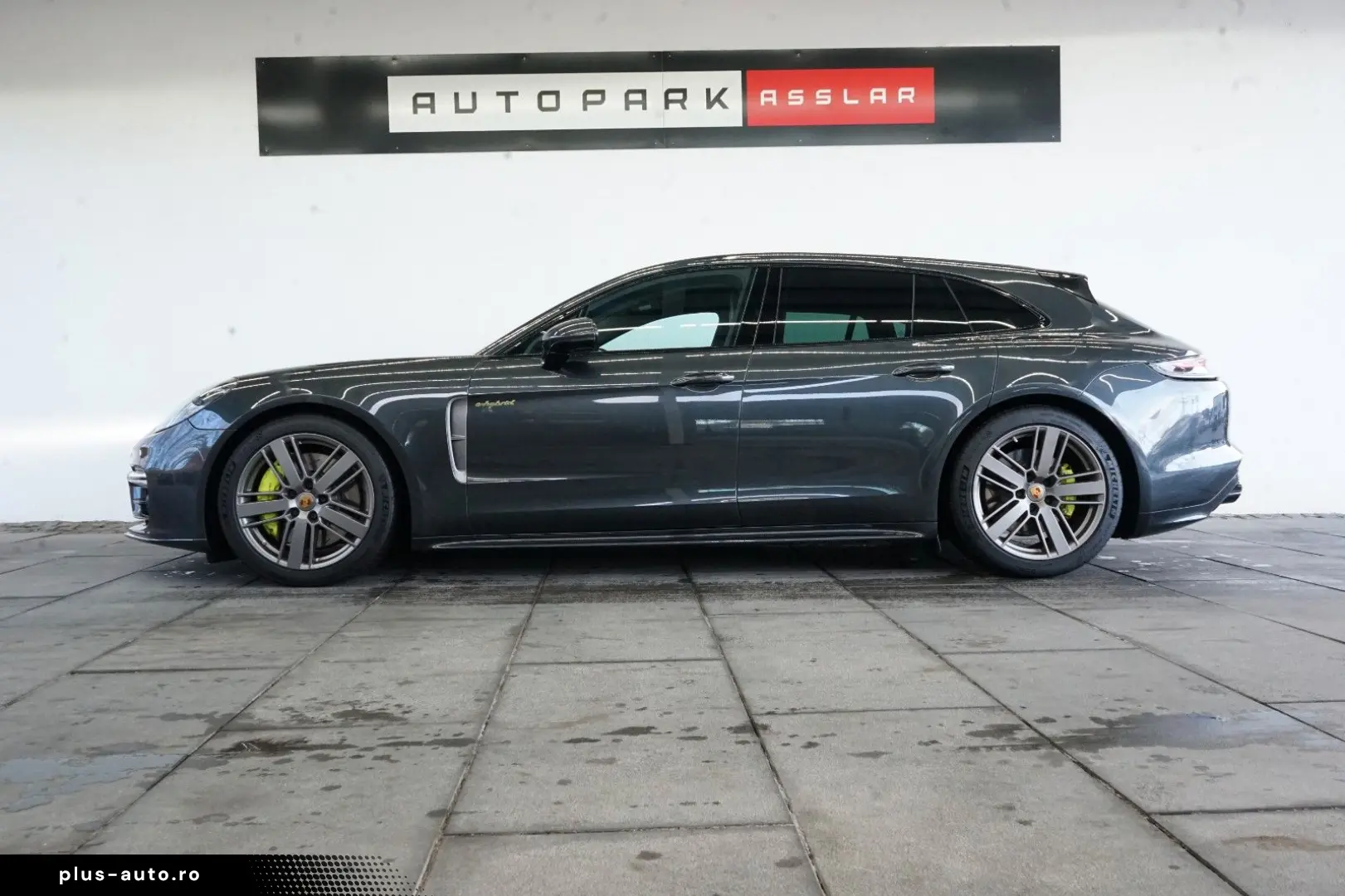 PORSCHE Panamera Sport Turismo 4 E-Hybrid Platinum Sport