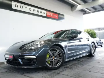 PORSCHE Panamera Sport Turismo 4 E-Hybrid Platinum Sport