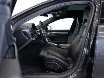 PORSCHE Panamera Sport Turismo 4 E-Hybrid Platinum Sport