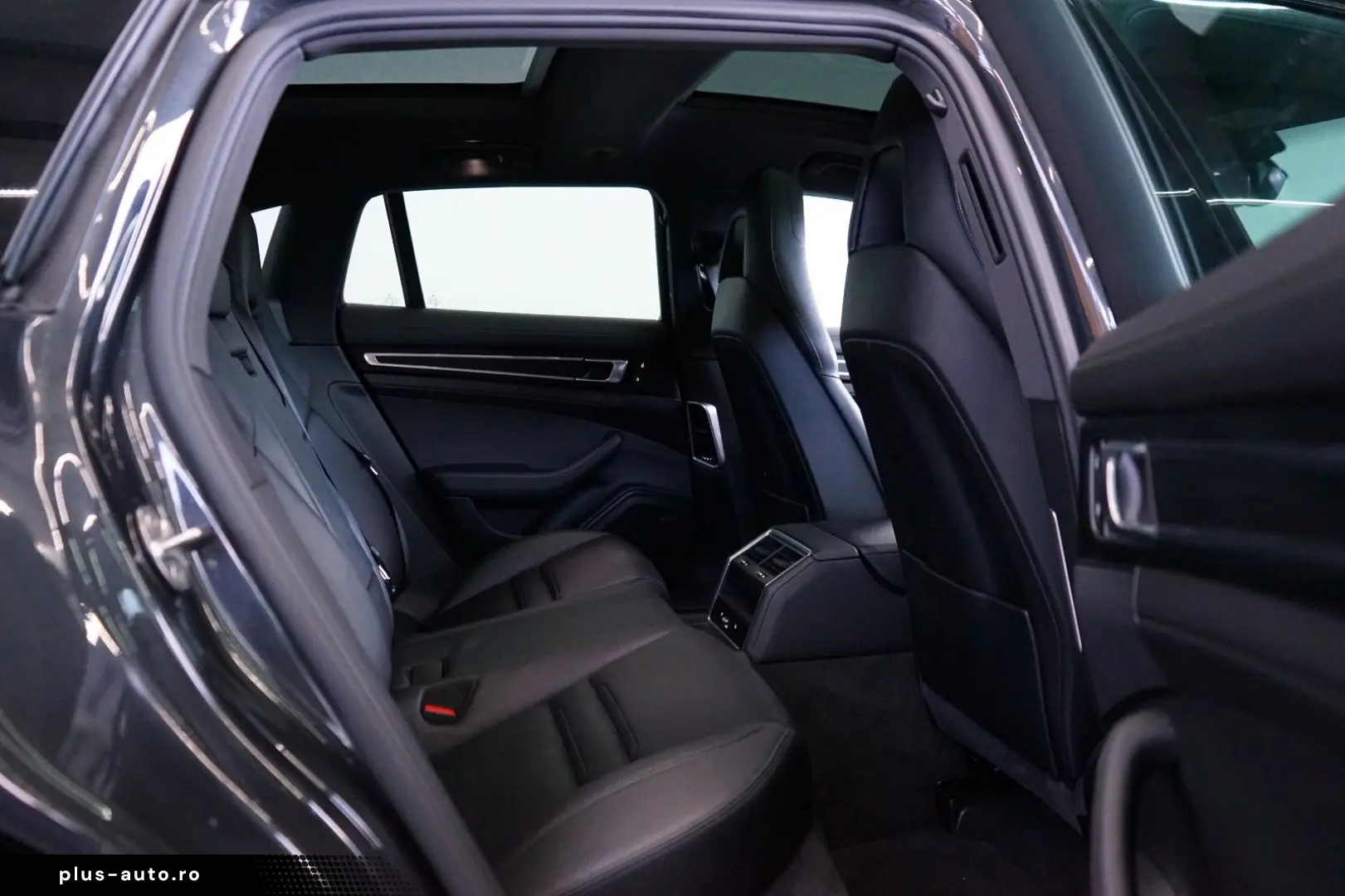 PORSCHE Panamera Sport Turismo 4 E-Hybrid Platinum Sport