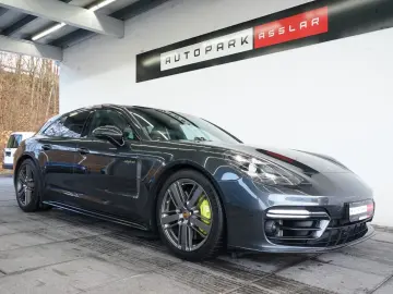 PORSCHE Panamera Sport Turismo 4 E-Hybrid Platinum Sport