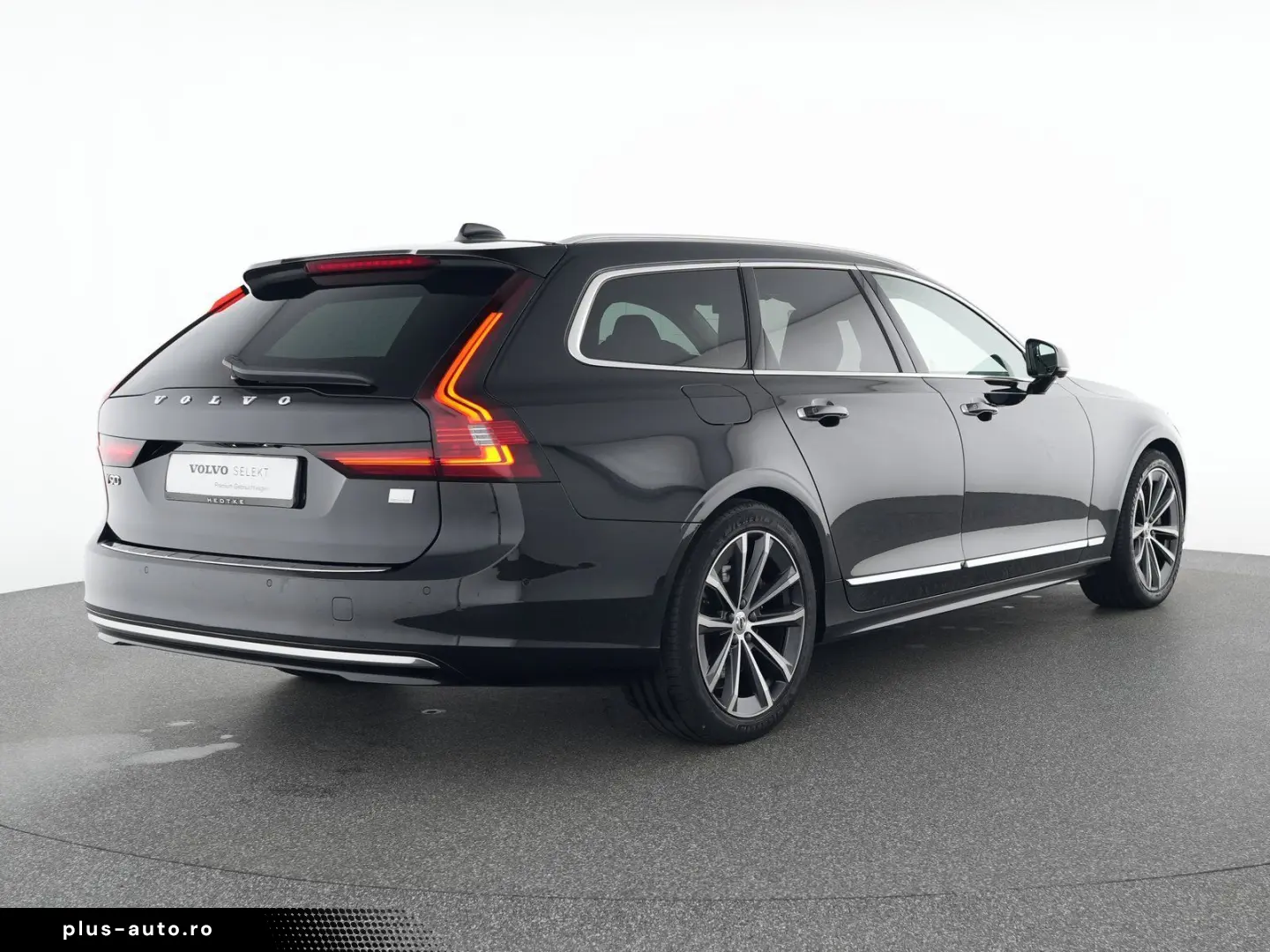 VOLVO V90 T6 Recharge AWD Inscription 19  PANO 360