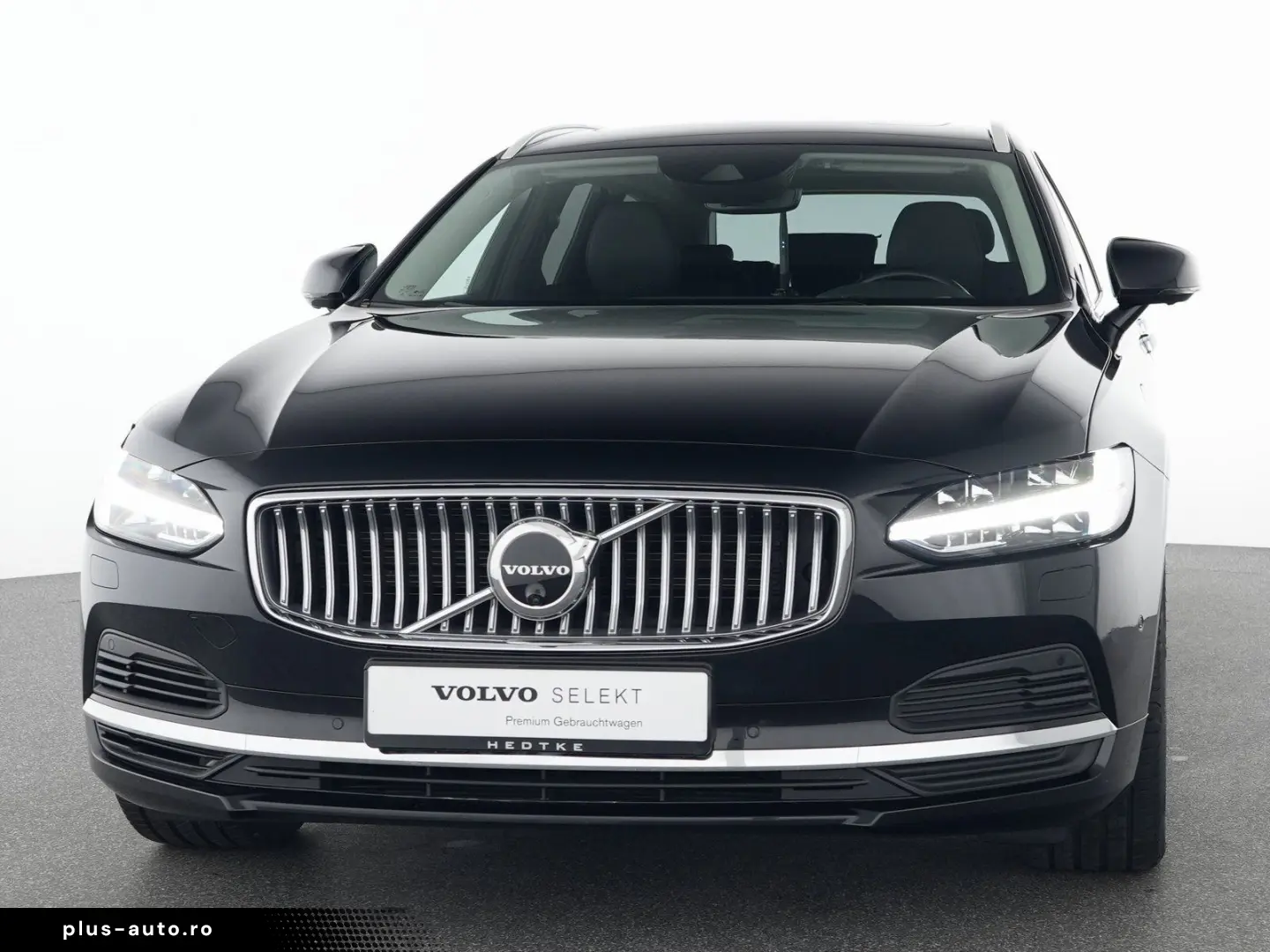 VOLVO V90 T6 Recharge AWD Inscription 19  PANO 360