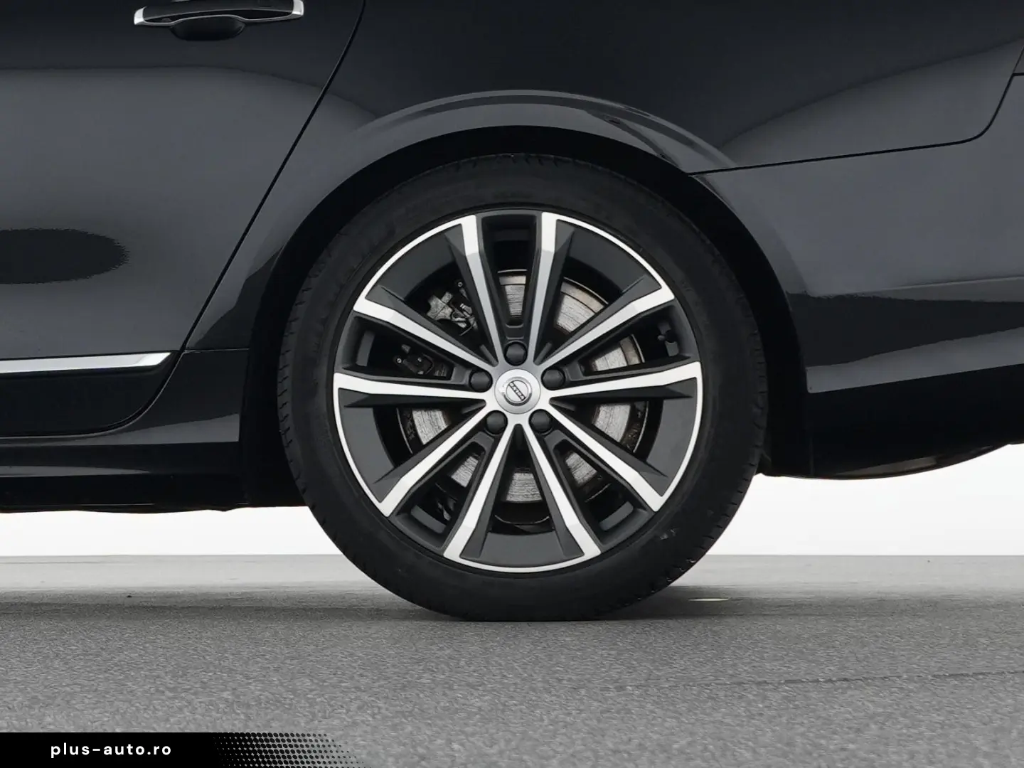 VOLVO V90 T6 Recharge AWD Inscription 19  PANO 360