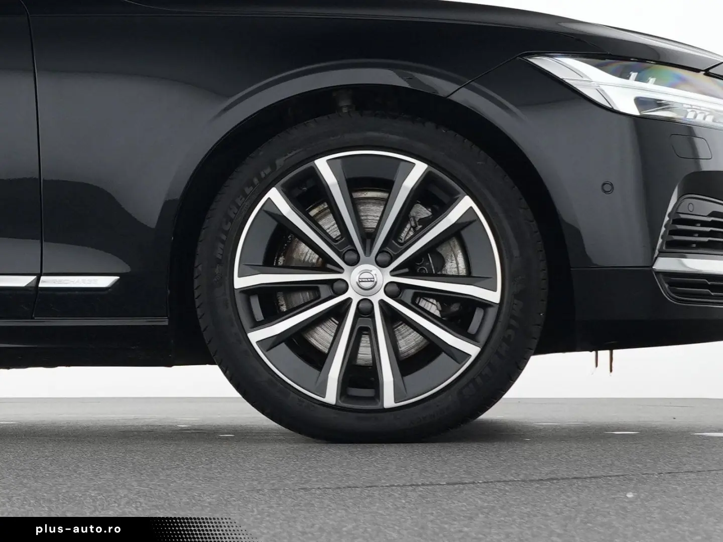 VOLVO V90 T6 Recharge AWD Inscription 19  PANO 360