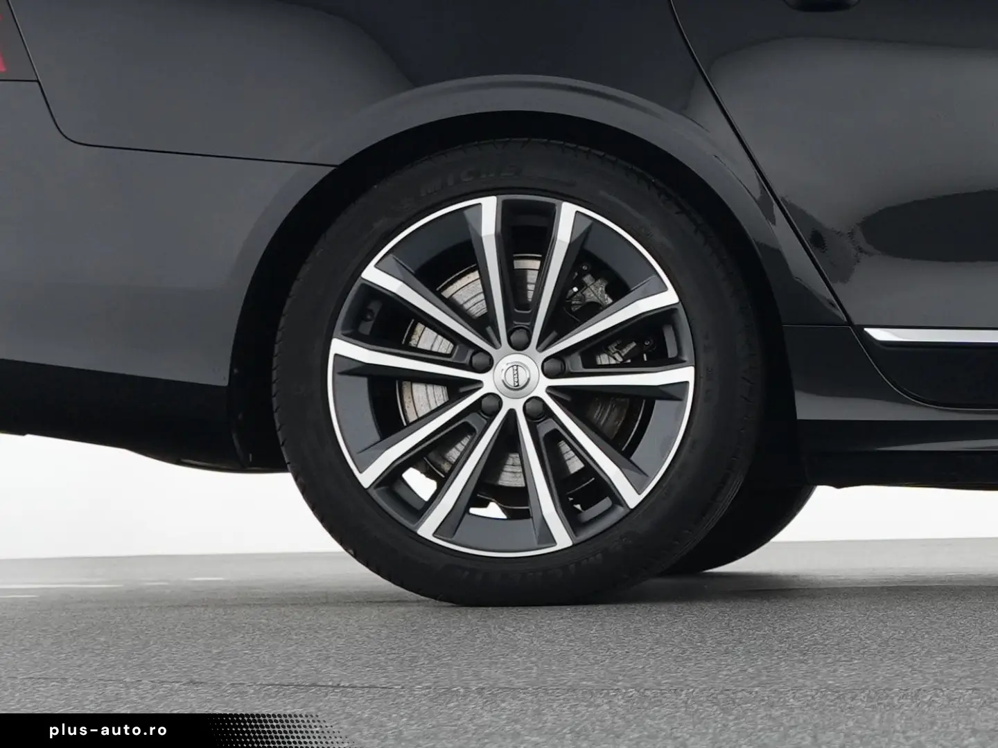 VOLVO V90 T6 Recharge AWD Inscription 19  PANO 360