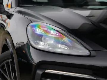 PORSCHE CAYENNE PLATINUM-LUFTF-PANO-HUD-MATRIX-BOSE-21RS