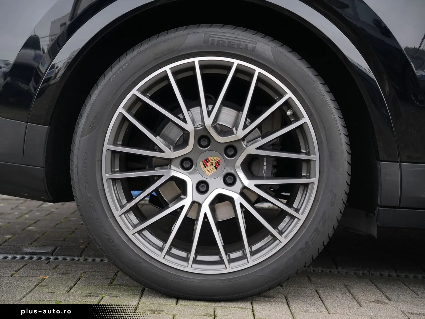 PORSCHE CAYENNE PLATINUM-LUFTF-PANO-HUD-MATRIX-BOSE-21RS