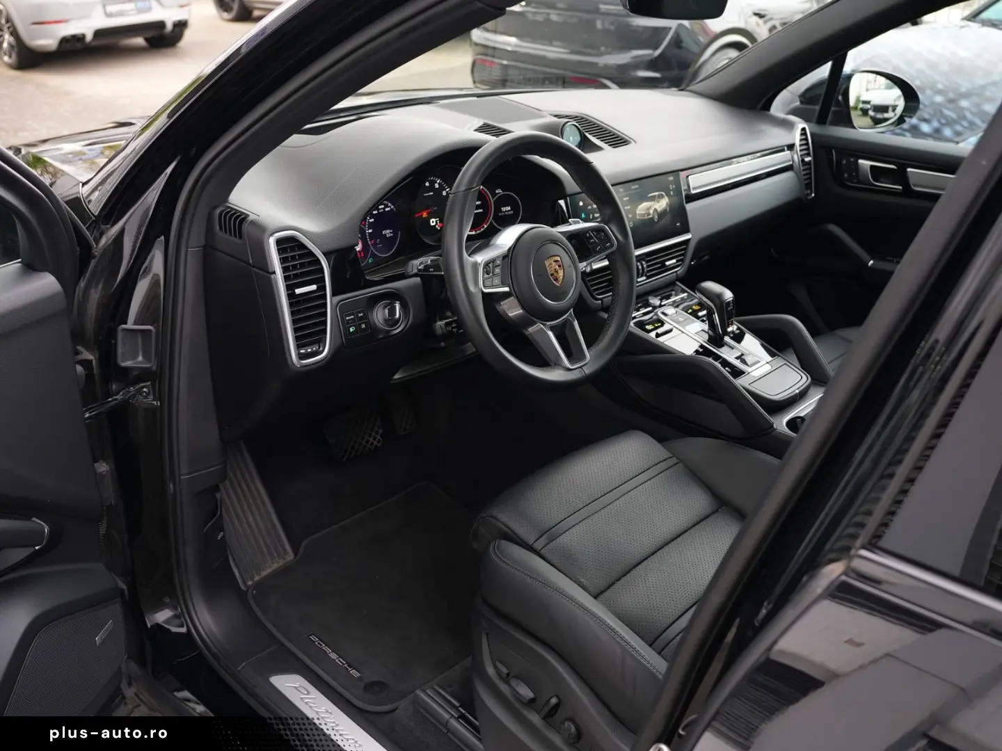 PORSCHE CAYENNE PLATINUM-LUFTF-PANO-HUD-MATRIX-BOSE-21RS