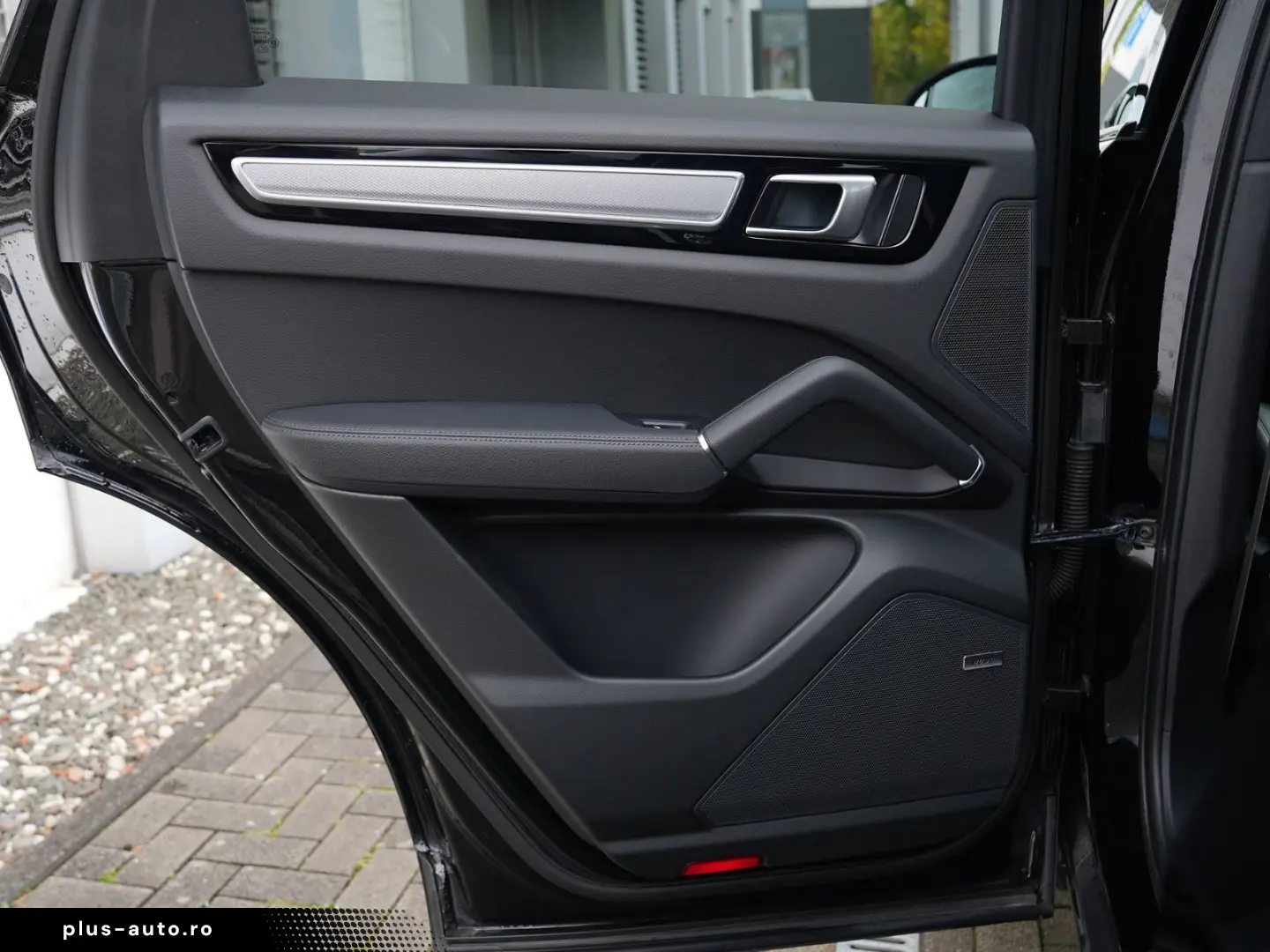 PORSCHE CAYENNE PLATINUM-LUFTF-PANO-HUD-MATRIX-BOSE-21RS