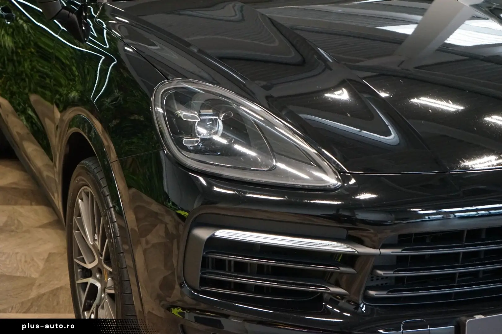 PORSCHE Cayenne PASM TOW APPROVED ACC 59.091€ NETTO