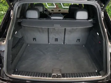 PORSCHE Cayenne PASM TOW APPROVED ACC 59.091€ NETTO