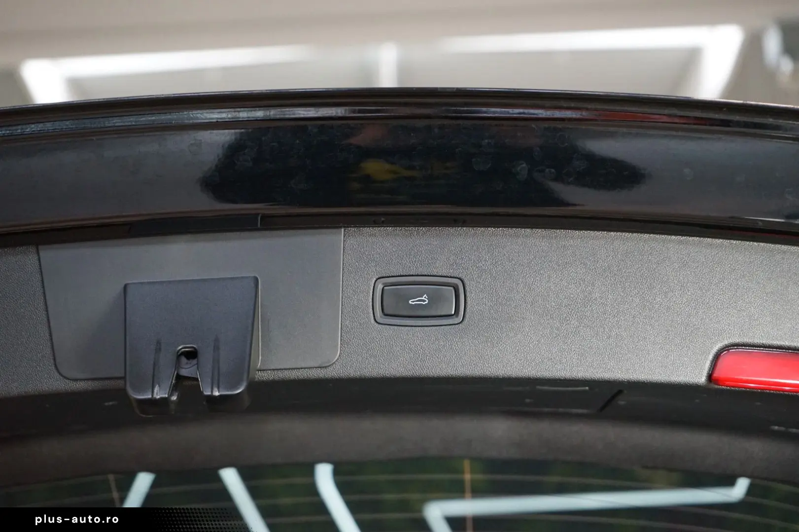 PORSCHE Cayenne PASM TOW APPROVED ACC 59.091€ NETTO