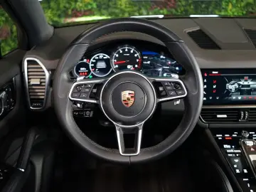 PORSCHE Cayenne PASM TOW APPROVED ACC 59.091€ NETTO