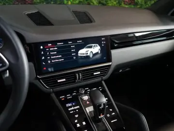 PORSCHE Cayenne PASM TOW APPROVED ACC 59.091€ NETTO