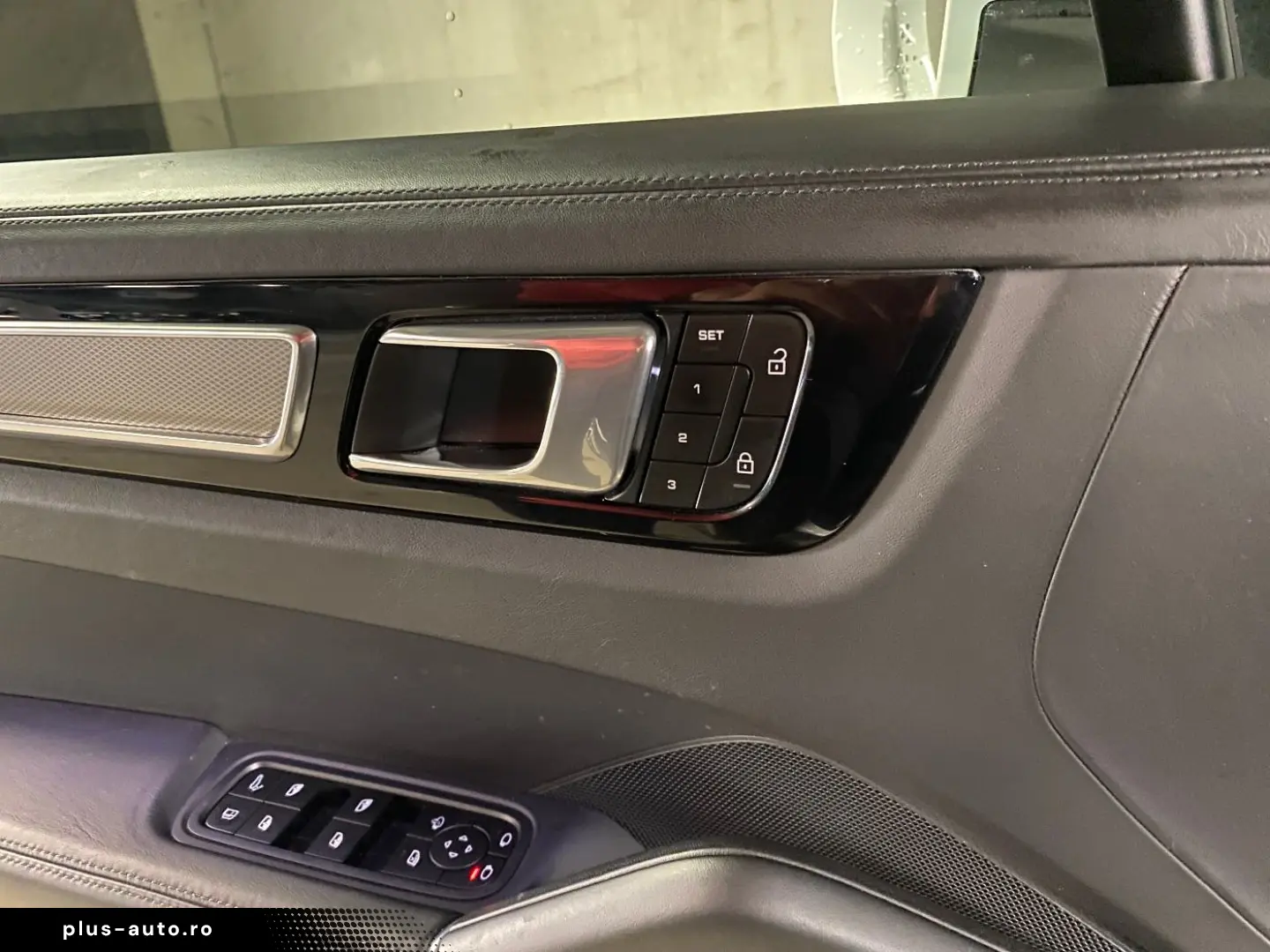 PORSCHE Cayenne E-Hybrid Platinum Edition   el. AHK