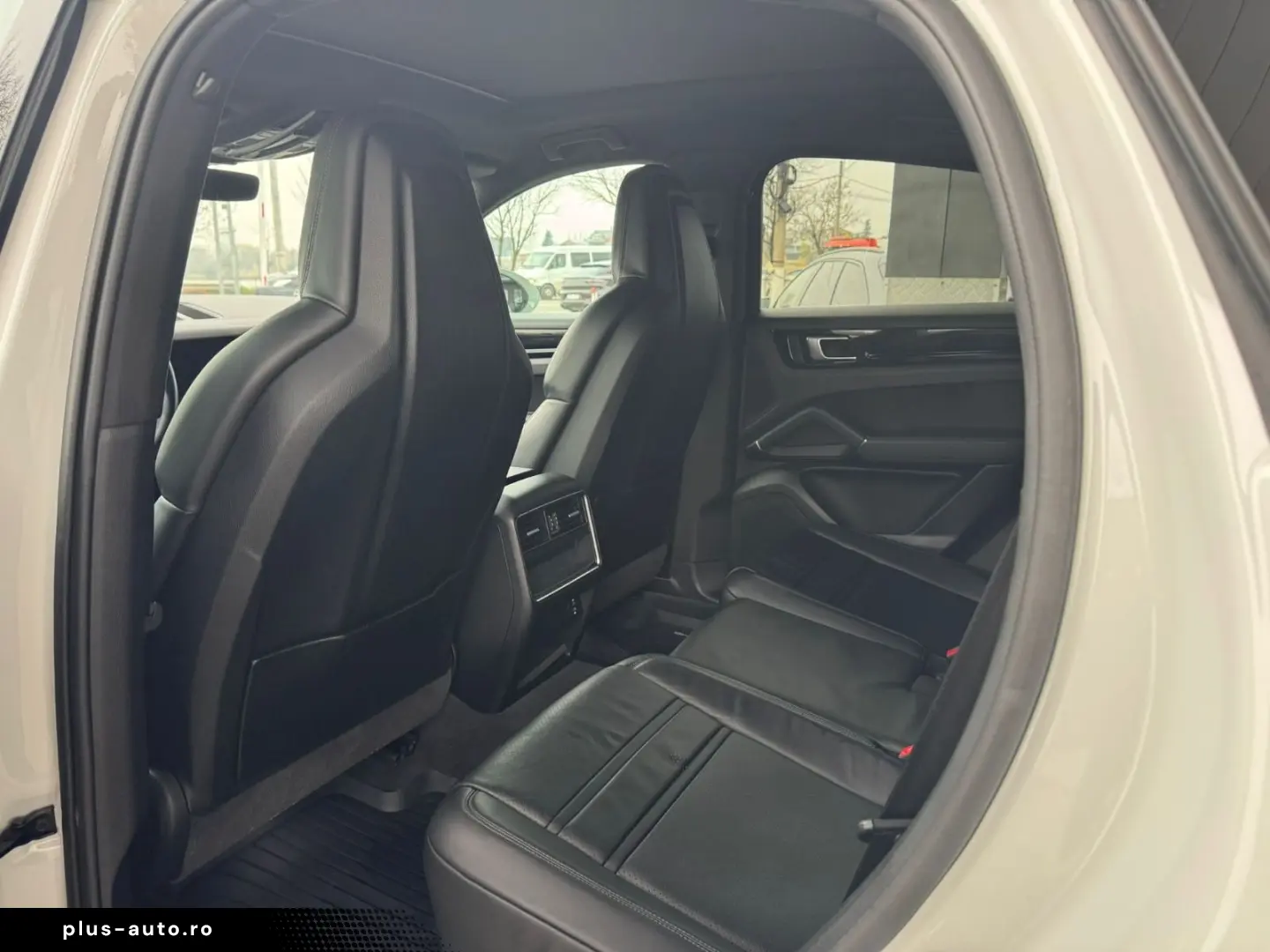 PORSCHE Cayenne Coupe E-Hybrid