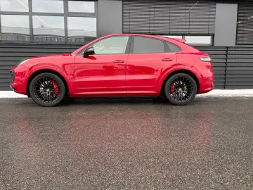 PORSCHE Cayenne GTS Coupe-HEAD UP-KAMINROT-1.HAND
