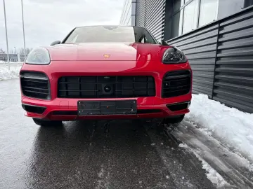 PORSCHE Cayenne GTS Coupe-HEAD UP-KAMINROT-1.HAND